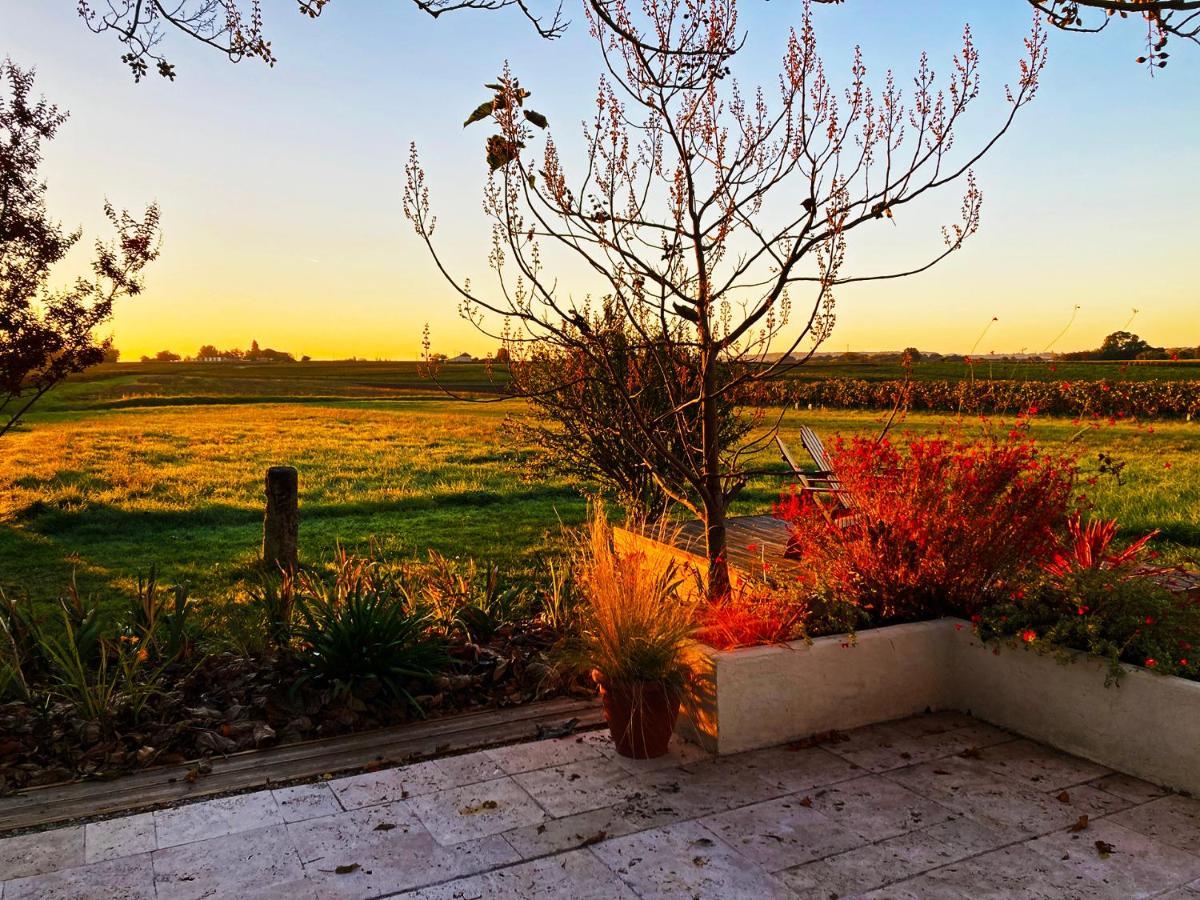 Logis De Tirac Bed & Breakfast Lorignac Exterior photo