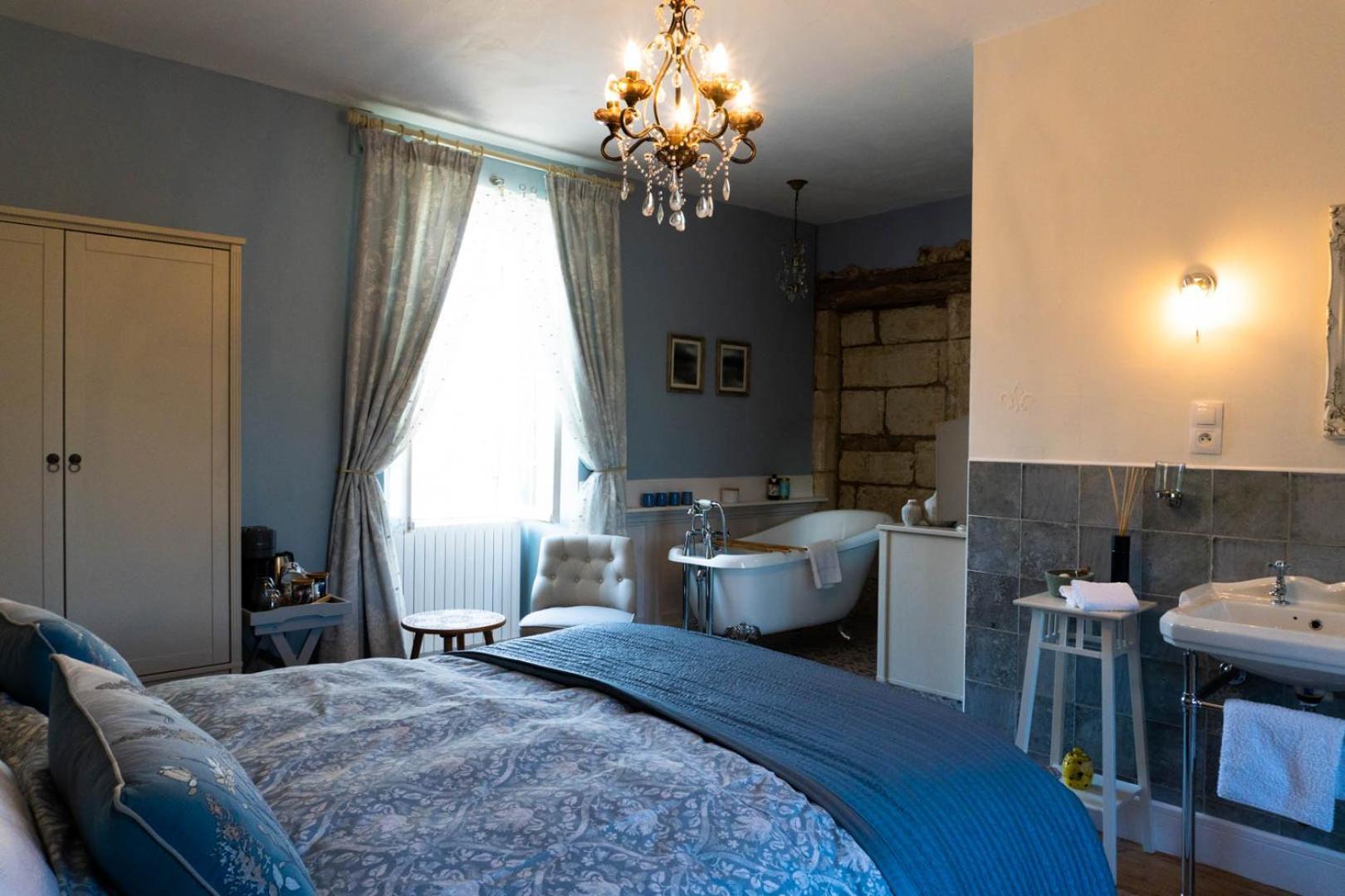 Logis De Tirac Bed & Breakfast Lorignac Exterior photo