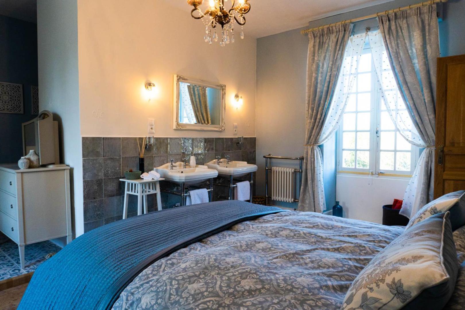 Logis De Tirac Bed & Breakfast Lorignac Exterior photo