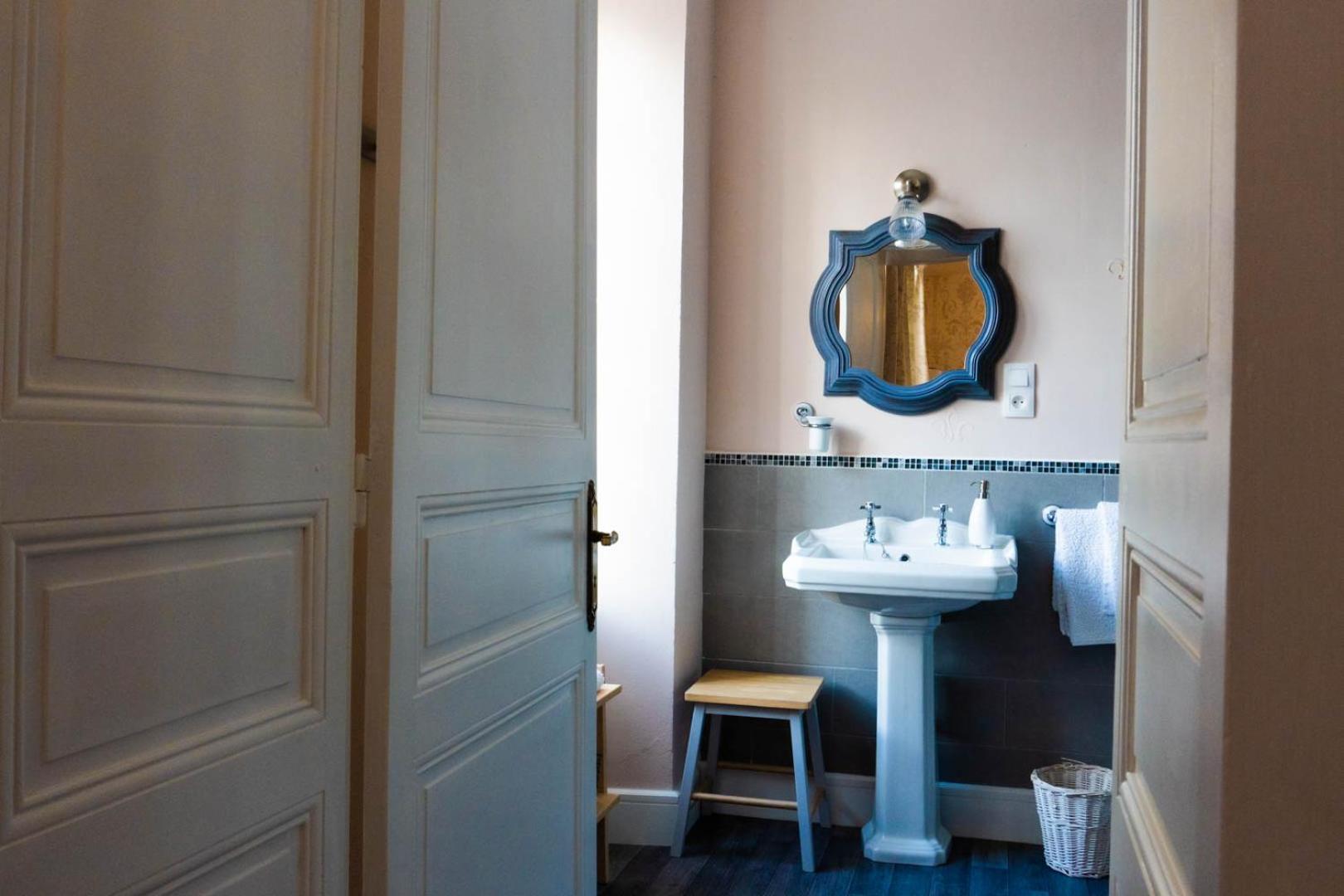 Logis De Tirac Bed & Breakfast Lorignac Exterior photo